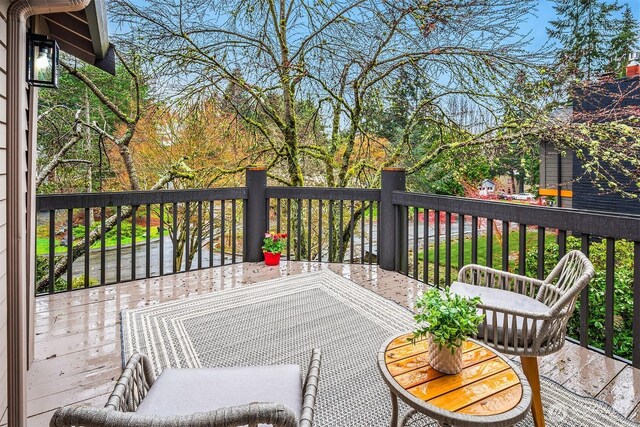 6700 81st Ave SE, Mercer Island, WA 98040 - view of wooden deck
