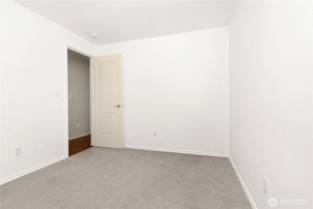 2222 60th Ln NW, Olympia, WA 98502 - carpeted empty room featuring baseboards and a smoke detector