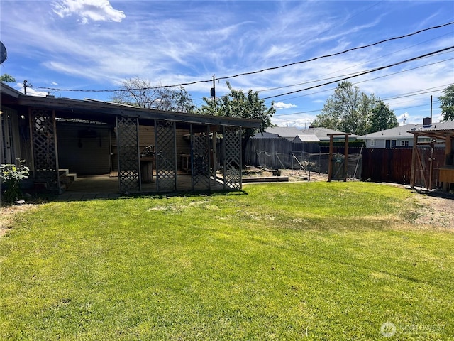235 Ivy St NE, Ephrata, WA 98823 - view of yard with a patio