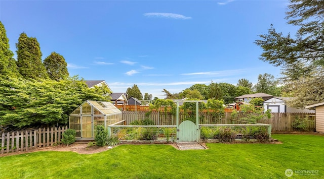 321 Park Pl, Lynden, WA 98264 - view of yard featuring an exterior structure and an outbuilding