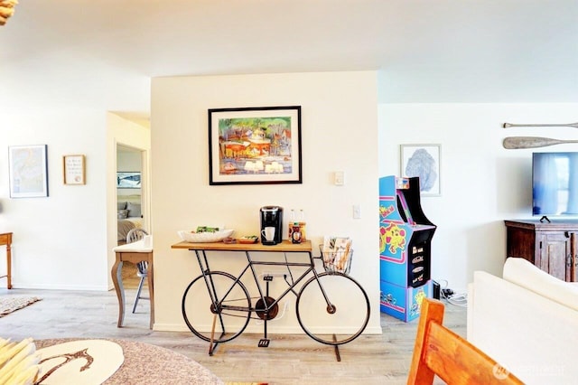 1515 Ocean Beach Blvd Unit 202, Long Beach, WA 98631 - hallway featuring wood finished floors and baseboards