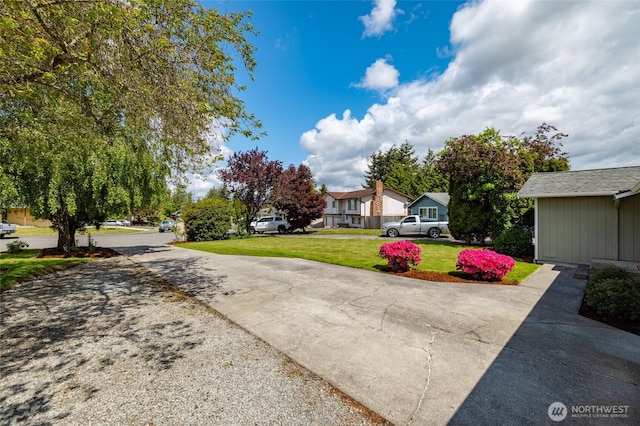 view of concrete driveway