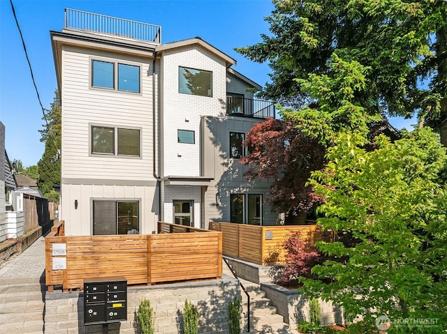 4736 34th Ave NE Unit 2/B, Seattle, WA 98105