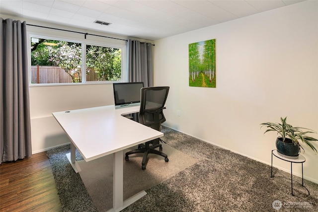 13235 68th Pl NE, Kirkland, WA 98034 - home office featuring baseboards