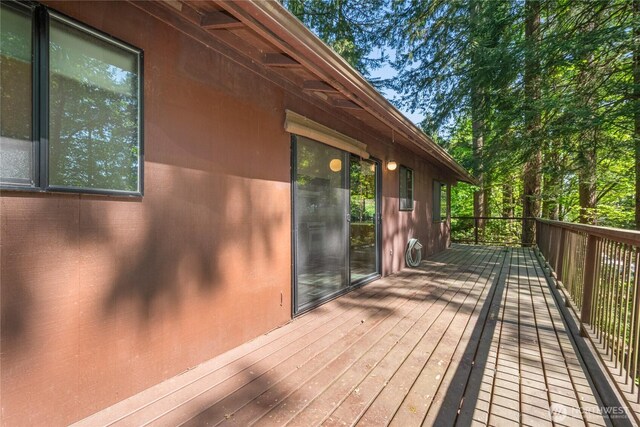 2431 W Lynnwood Dr, Longview, WA 98632 - view of deck