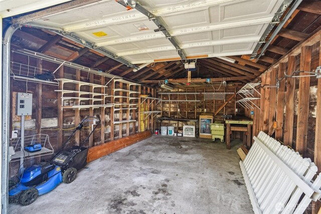 10229 35th Ave SW, Seattle, WA 98146 - garage featuring a garage door opener