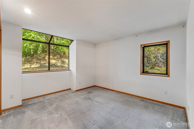 14930 15th Avenue Ct E, Tacoma, WA 98445 - carpeted empty room with baseboards
