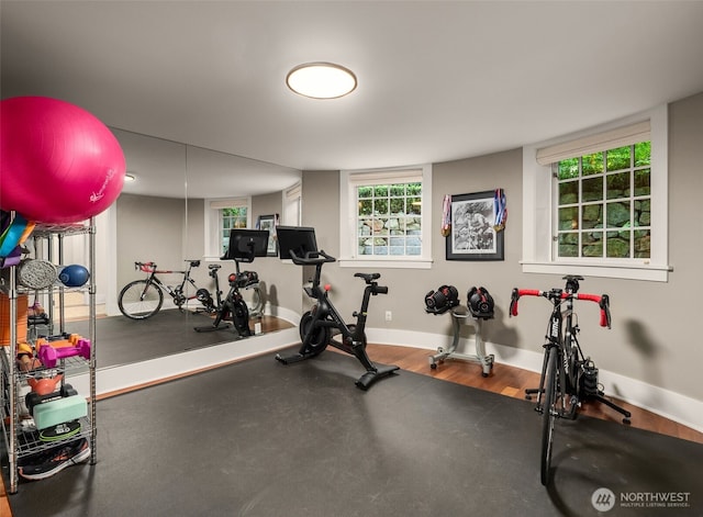 2161 E Interlaken Blvd, Seattle, WA 98112 - exercise area with baseboards