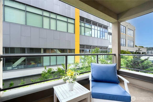 1000 Aurora Ave N Unit 311, Seattle, WA 98109 - view of balcony