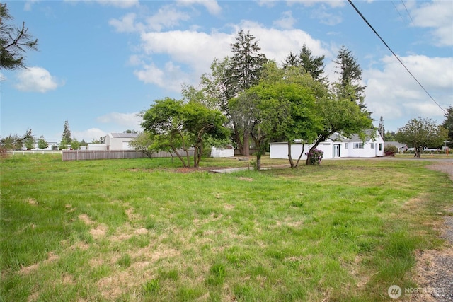 306 W Pole Rd, Lynden, WA 98264 - view of yard