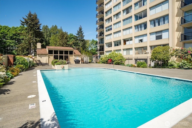 4540 8th Ave NE Unit 104, Seattle, WA 98105 - view of community pool