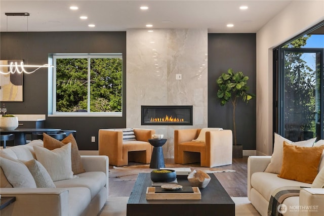 community lobby featuring recessed lighting