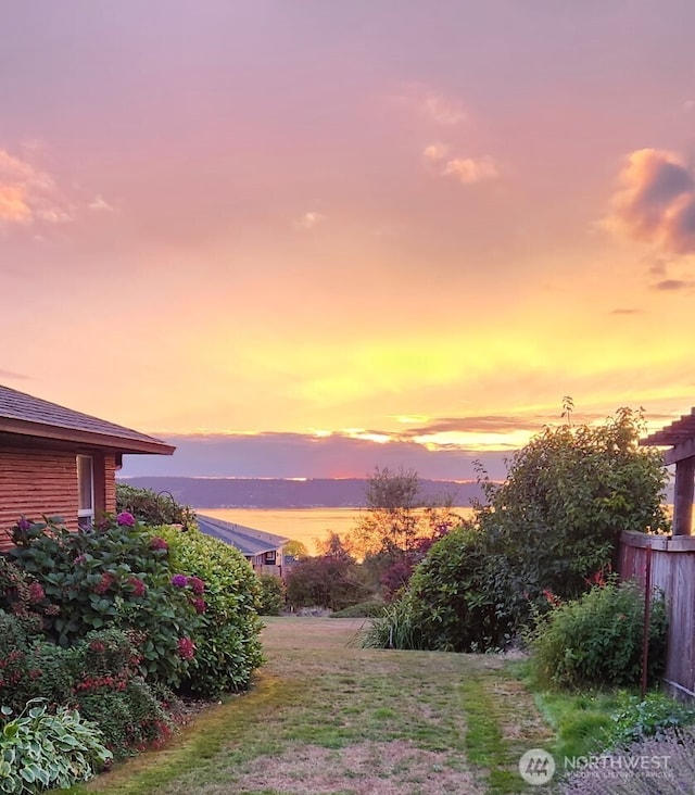 1260 S Karl Johan Ave, Tacoma, WA 98465 - view of yard at dusk