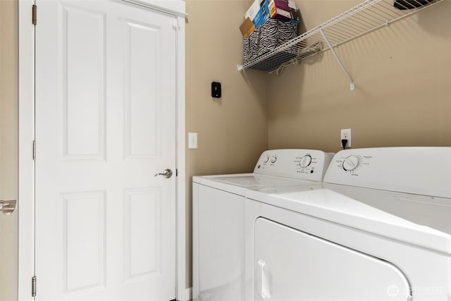 13708 Big Sky Dr E, Bonney Lake, WA 98391 - laundry room with washer and dryer