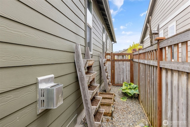 13708 Big Sky Dr E, Bonney Lake, WA 98391 - view of side of property