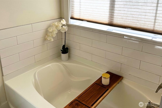 81 E Sullivan St, Allyn, WA 98524 - bathroom featuring a bath