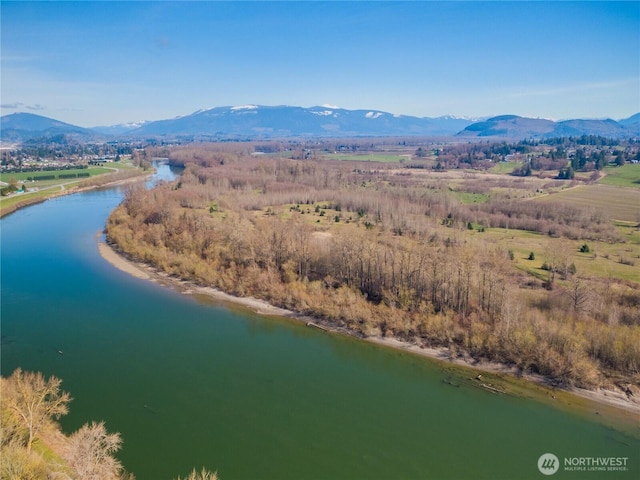2323 Lindgren Rd, Mount Vernon, WA 98273 - photo 1