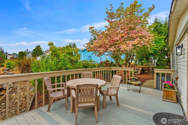 32820 20th Ave S Unit 47, Federal Way, WA 98003 - deck with outdoor dining area