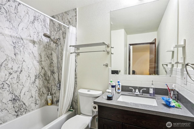 14650 NE 32nd St Unit A14, Bellevue, WA 98007 - bathroom featuring backsplash, toilet, vanity, and shower / tub combo