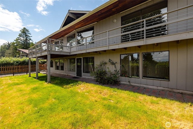 228 Skagit Way, La Conner, WA 98257 - rear view of house featuring a balcony