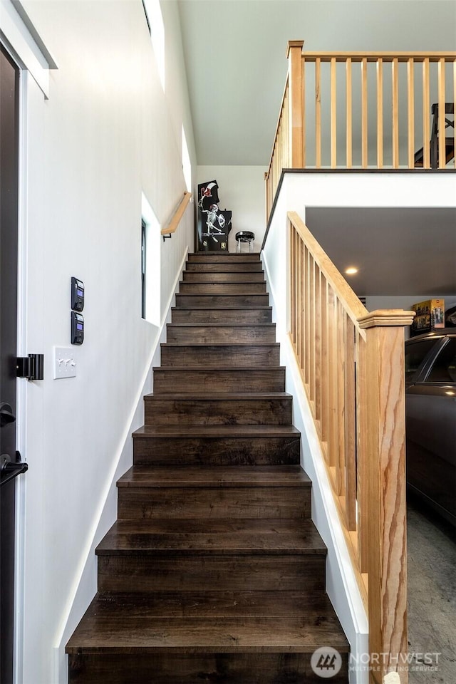53 Daybreak Rd, Walla Walla, WA 99362 - view of staircase