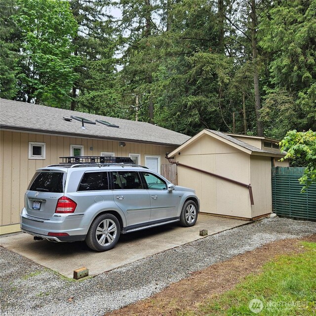 5830 115th Pl NE, Kirkland, WA 98033 - view of side of home