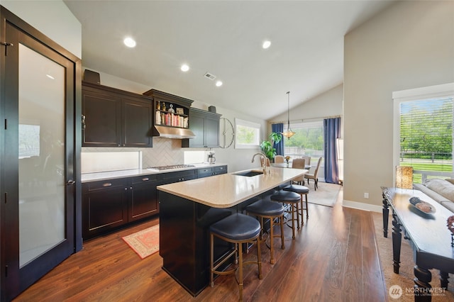 371 Reserve Way, Walla Walla, WA 99362 - kitchen featuring a sink, stainless steel gas cooktop, dark wood-style flooring, light countertops, and lofted ceiling