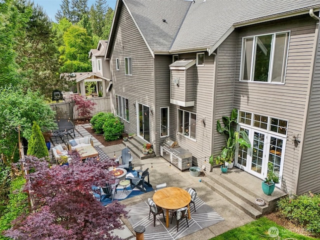 2947 275th Ave SE, Sammamish, WA 98075 - back of house with a patio area and entry steps