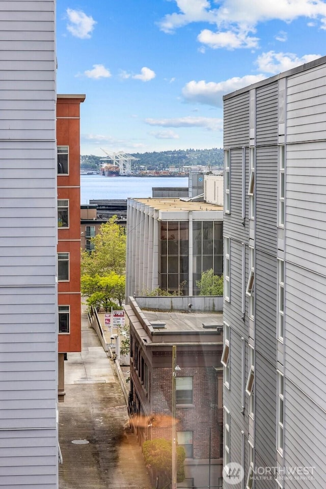 323 Queen Anne Ave N Unit 502, Seattle, WA 98109 - balcony with a water view