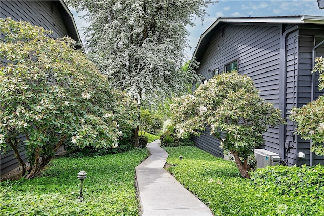 6533 106th Ave NE Unit D, Kirkland, WA 98033 - view of green lawn