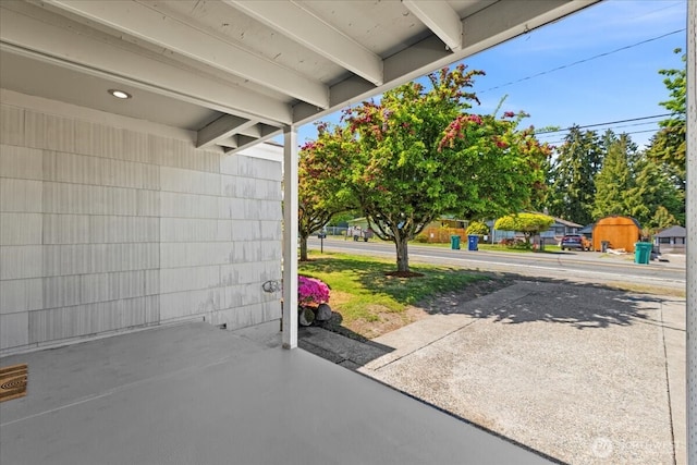 10236 1st Ave S, Seattle, WA 98168 - view of patio