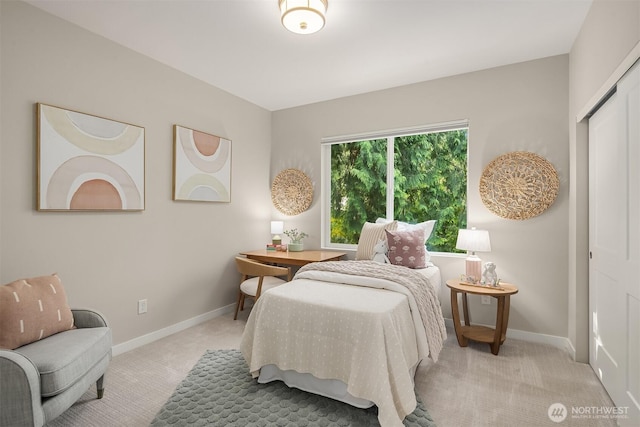 3815 NE 89th St, Seattle, WA 98115 - bedroom featuring light carpet, baseboards, and a closet