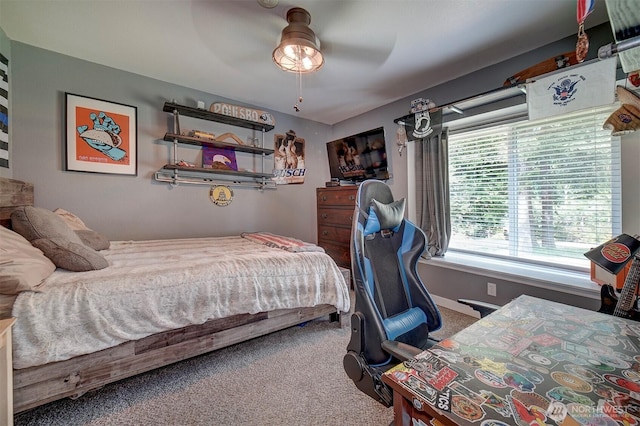 bedroom featuring carpet and ceiling fan