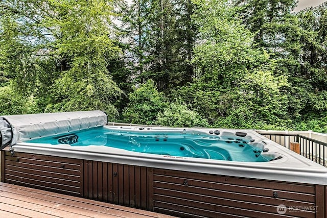 2117 130th Dr NE, Lake Stevens, WA 98258 - view of swimming pool featuring a hot tub and a wooden deck