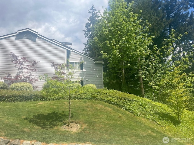 23313 Cedar Way Unit N205, Mountlake Terrace, WA 98043 - view of green lawn