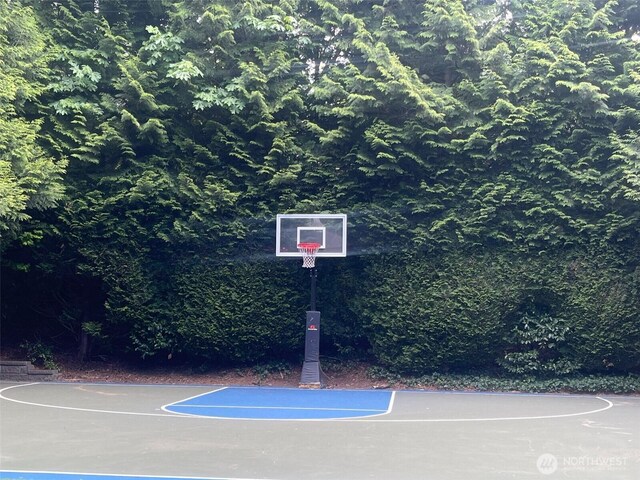 23313 Cedar Way Unit N205, Mountlake Terrace, WA 98043 - view of sport court featuring community basketball court