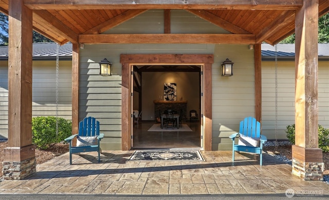6324 NE 130th Pl, Kirkland, WA 98034 - entrance to property featuring metal roof
