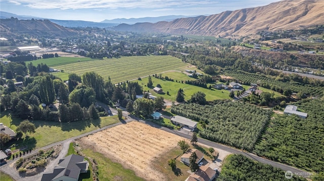 37 Golden Hills Ln, Wenatchee, WA 98801