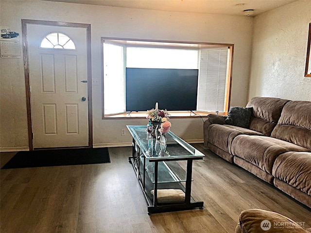 953 E Ash St, Othello, WA 99344 - living area with wood finished floors
