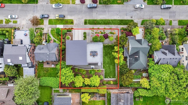 815 33rd Ave S, Seattle, WA 98144 - aerial view of residential area featuring property boundaries highlighted