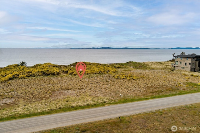 4693 Surfcrest Dr, Oak Harbor, WA 98277 - photo 6