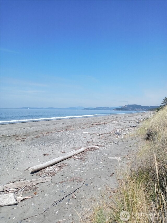 4693 Surfcrest Dr, Oak Harbor, WA 98277 - photo 16