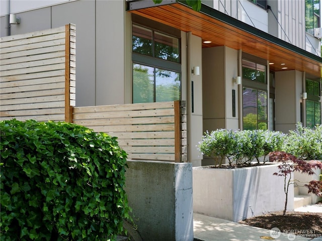 view of property entrance