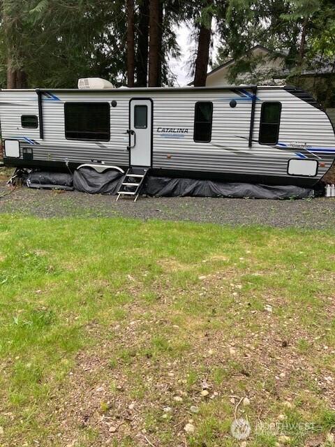 201 N Duckabush Dr E, Hoodsport, WA 98548