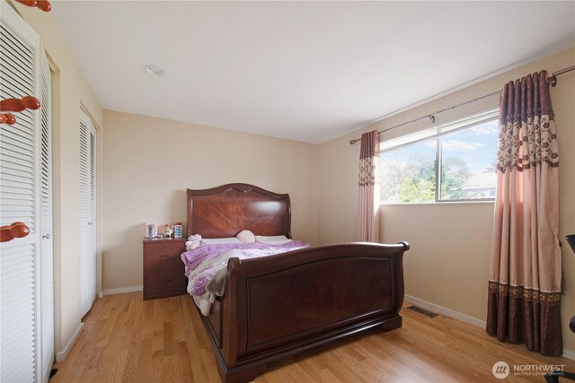5320 25th Ave S, Seattle, WA 98108 - bedroom with light wood-style floors and baseboards