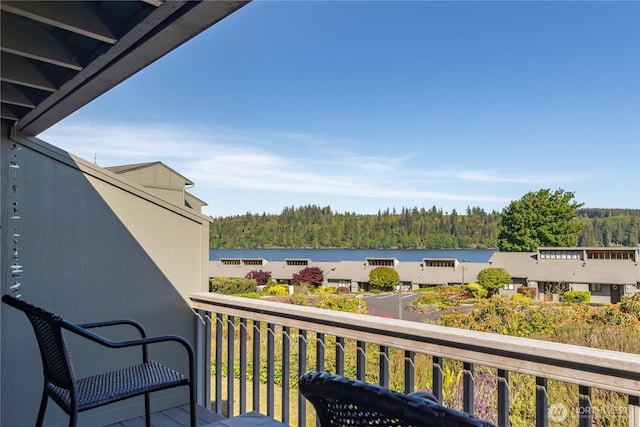 10 Olympic Pl Unit 10, Port Ludlow, WA 98365 - balcony with a wooded view