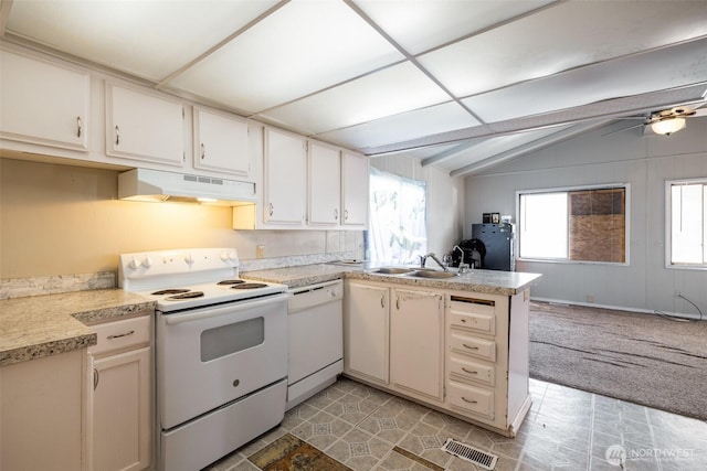3701 Gun Club Rd Unit 16, Yakima, WA 98901 - kitchen featuring white appliances, under cabinet range hood, a peninsula, vaulted ceiling, and a sink