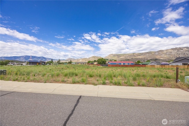 713 1st St S, Brewster, WA 98812