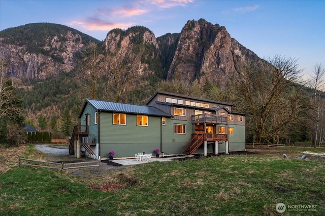 8607 436th Ave SE, North Bend, WA 98045 - mountain view with a heavily wooded area