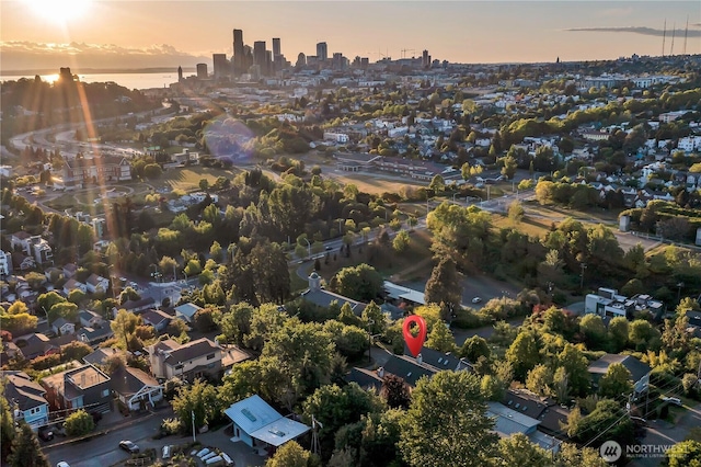 view of aerial view at dusk